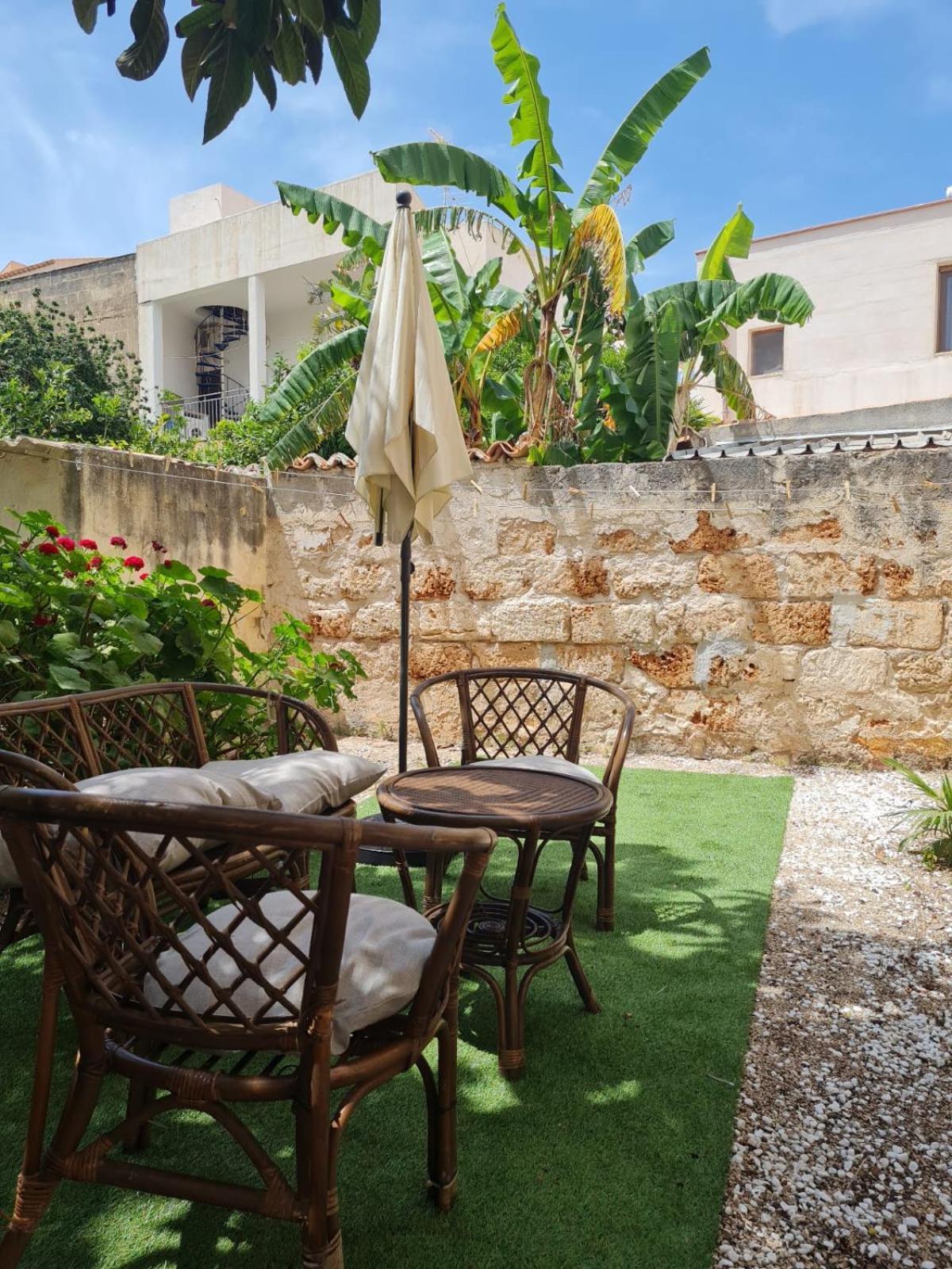 Апартаменты La Casa Di Luciano San Vito Lo Capo Centro Экстерьер фото